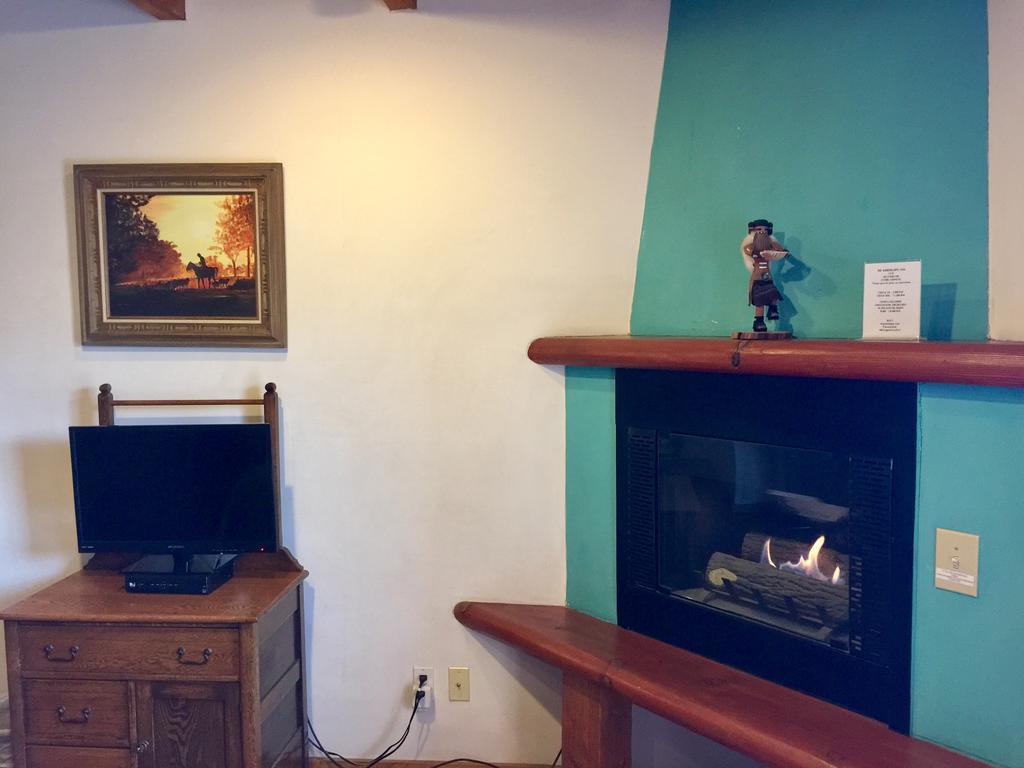 Guadalupe Inn سانتا فيه المظهر الخارجي الصورة
