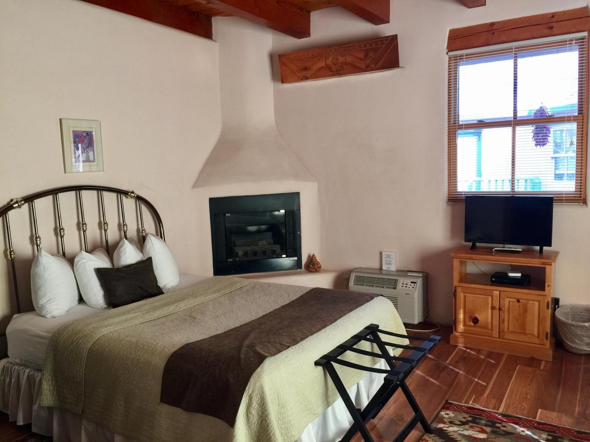 Guadalupe Inn سانتا فيه المظهر الخارجي الصورة