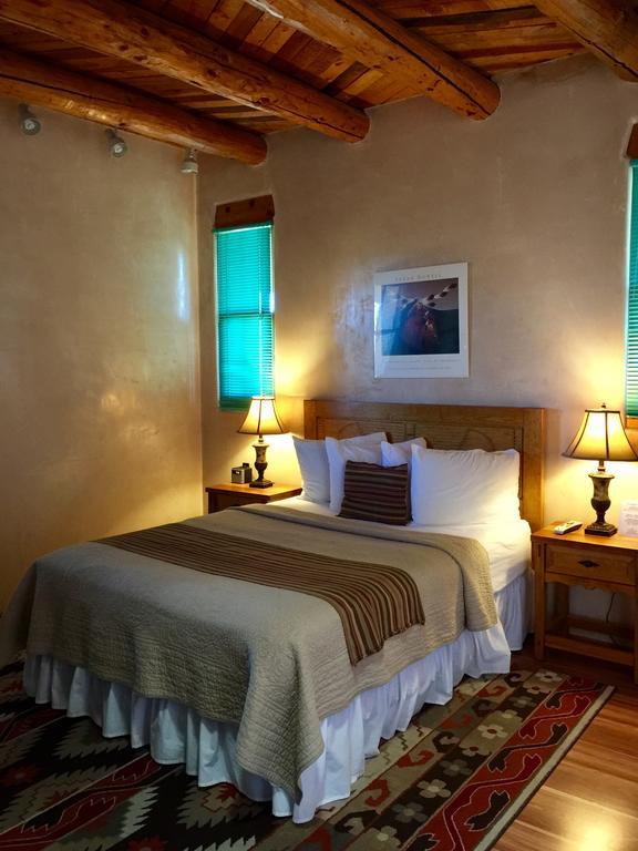 Guadalupe Inn سانتا فيه المظهر الخارجي الصورة