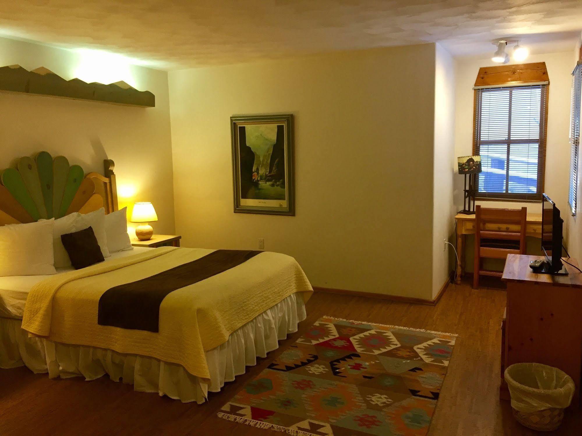 Guadalupe Inn سانتا فيه المظهر الخارجي الصورة